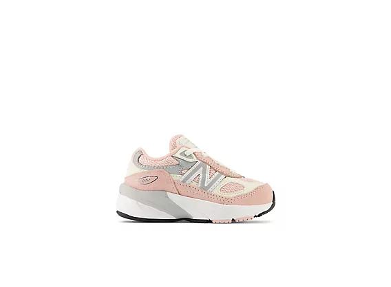 New Balance 990v6
