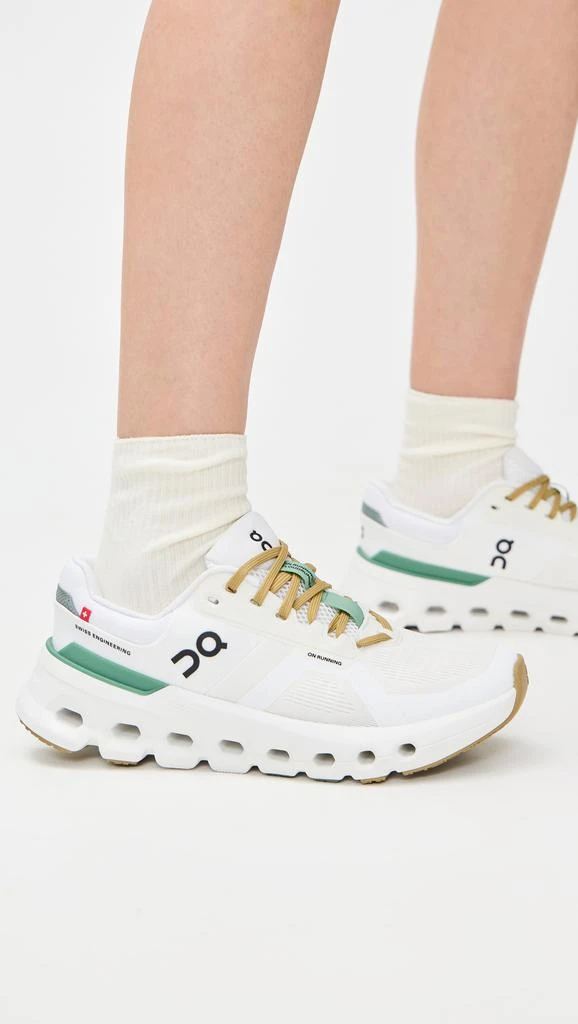On Cloudrunner 2 Sneakers 2