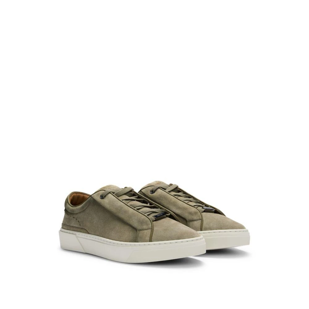 Hugo Boss Gary low-top trainers in suede 1
