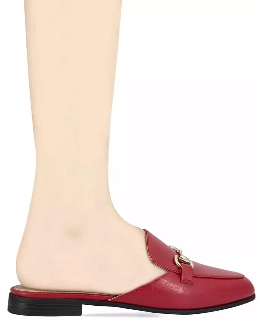 BCBG Women
s Zorie Tailored Slip-On Loafer Mules 6