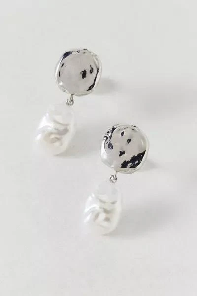 Urban Outfitters Pearl Drop Statement Earring 1