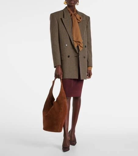 Yves Saint Laurent Le 5 à 7 suede bucket bag 5