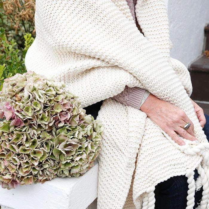 POM POM AT HOME Trestles Oversized Throw 3