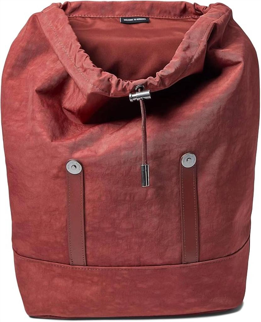 Herschel Orion Retreat Small Bag In Port