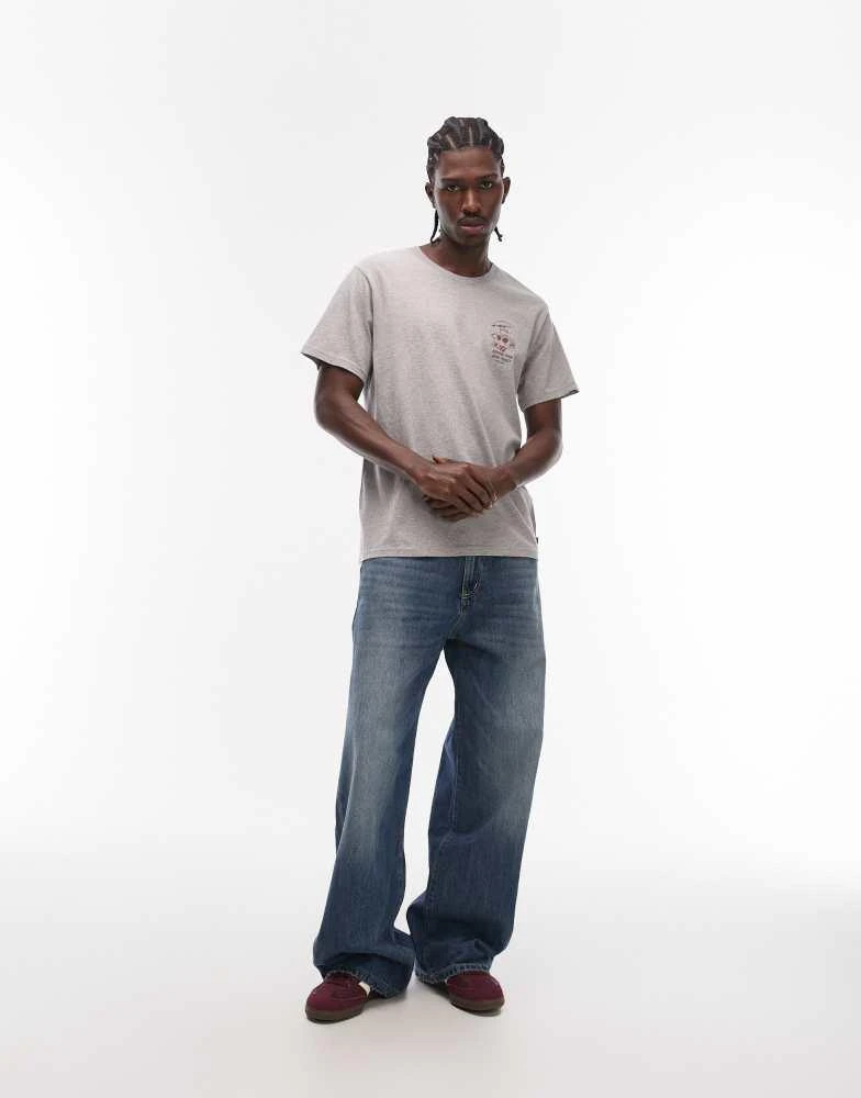 Levi
s Levi
s burger
fries graphic t-shirt in grey marl 2