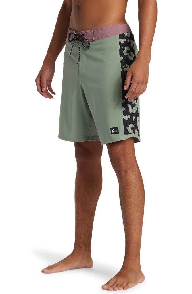 Quiksilver Surfsilk Arch Board Shorts 3