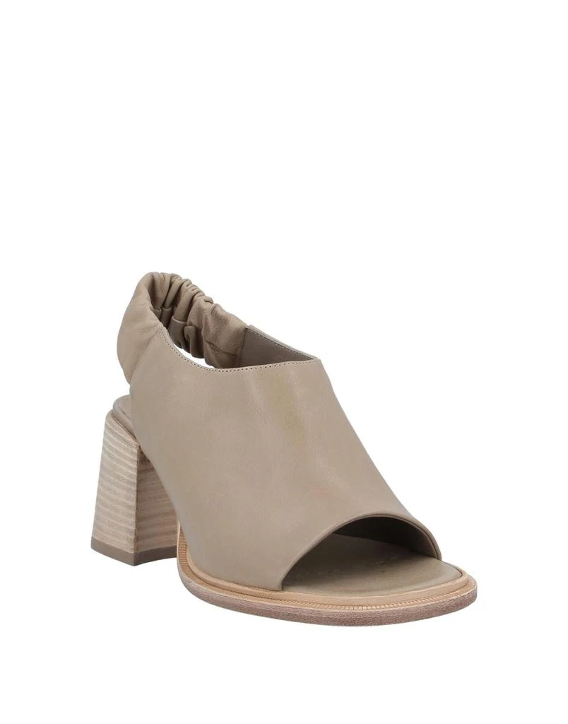 VIC MATIĒ Sandals 2