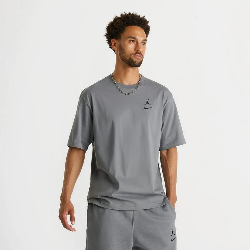 Jordan Men
s Jordan Brooklyn Swoosh Logo T-Shirt 3