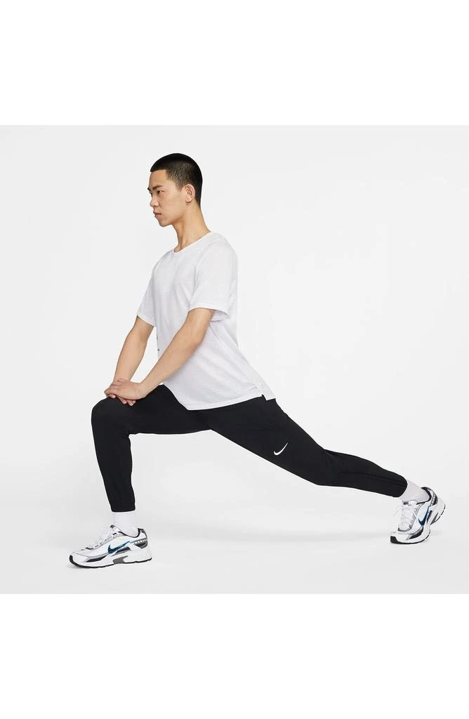 NIKE Initiator Running Shoe 9