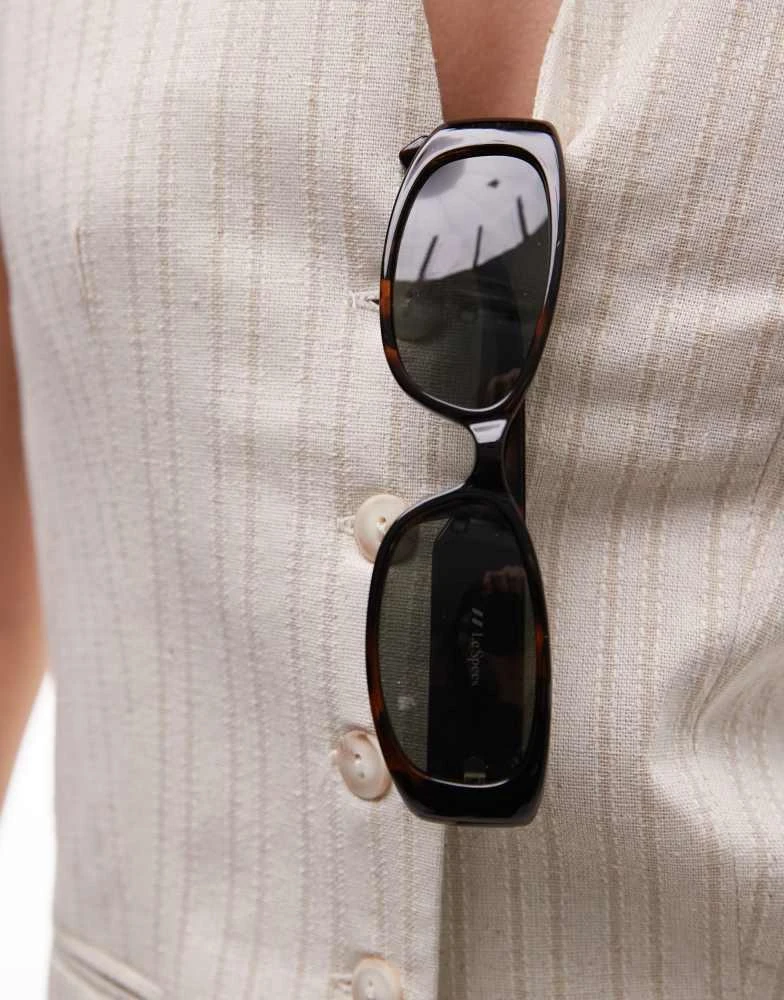 Le Specs Le Specs starlight rectangle sunglasses in tortoiseshell with green lens 2
