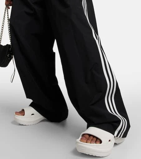 Balenciaga x Crocs slides 4