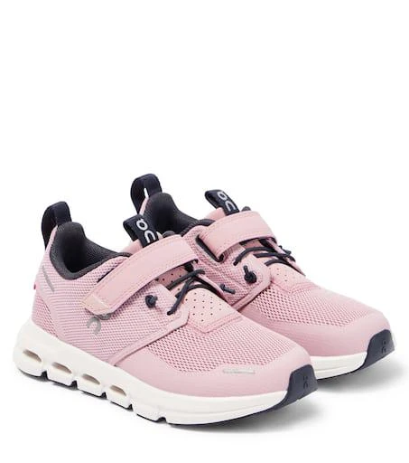 On Kids Cloud Play running shoes 1