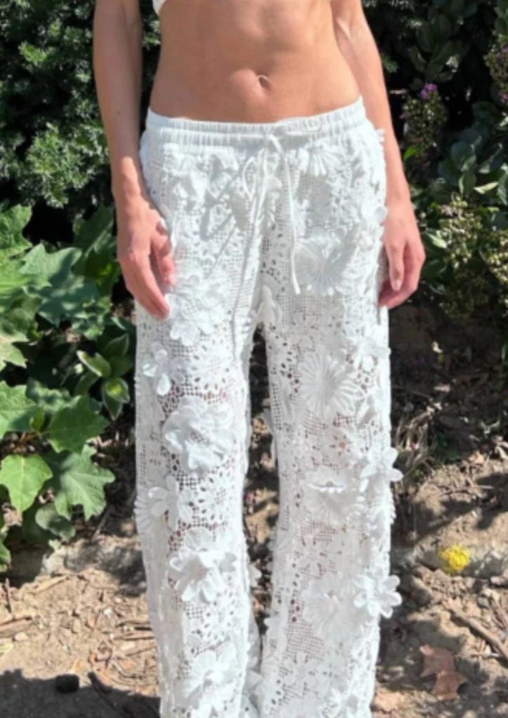 Jocelyn Jocelyn - 3d Floral Lace Pants 2