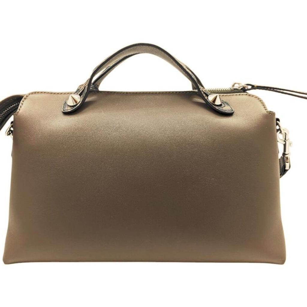 Fendi Leather Handbag Shoulder Bag (Pre-Owned)