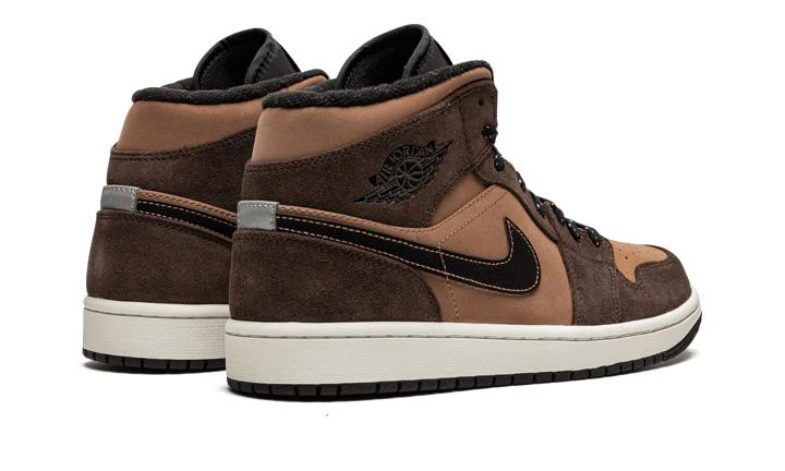Jordan Air Jordan 1 Mid SE 4