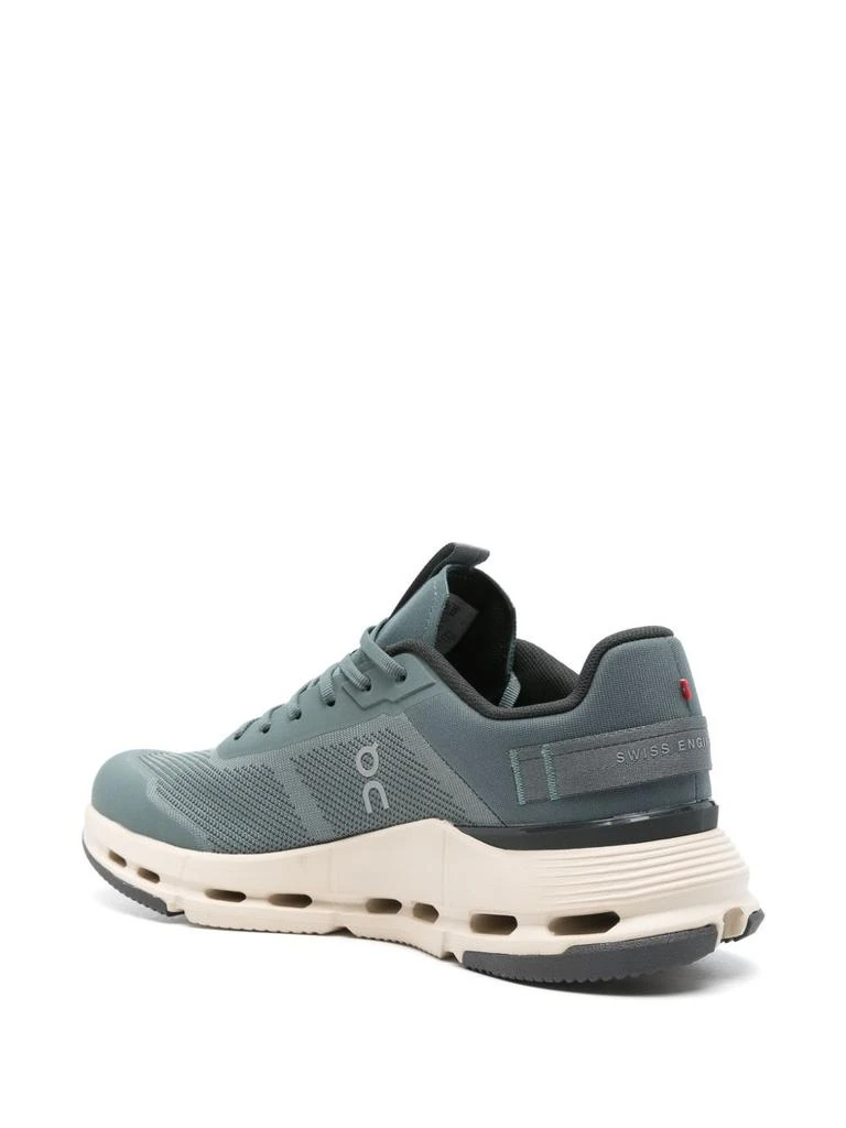 On CLOUDNOVA FORM 2 TT SNEAKERS 4