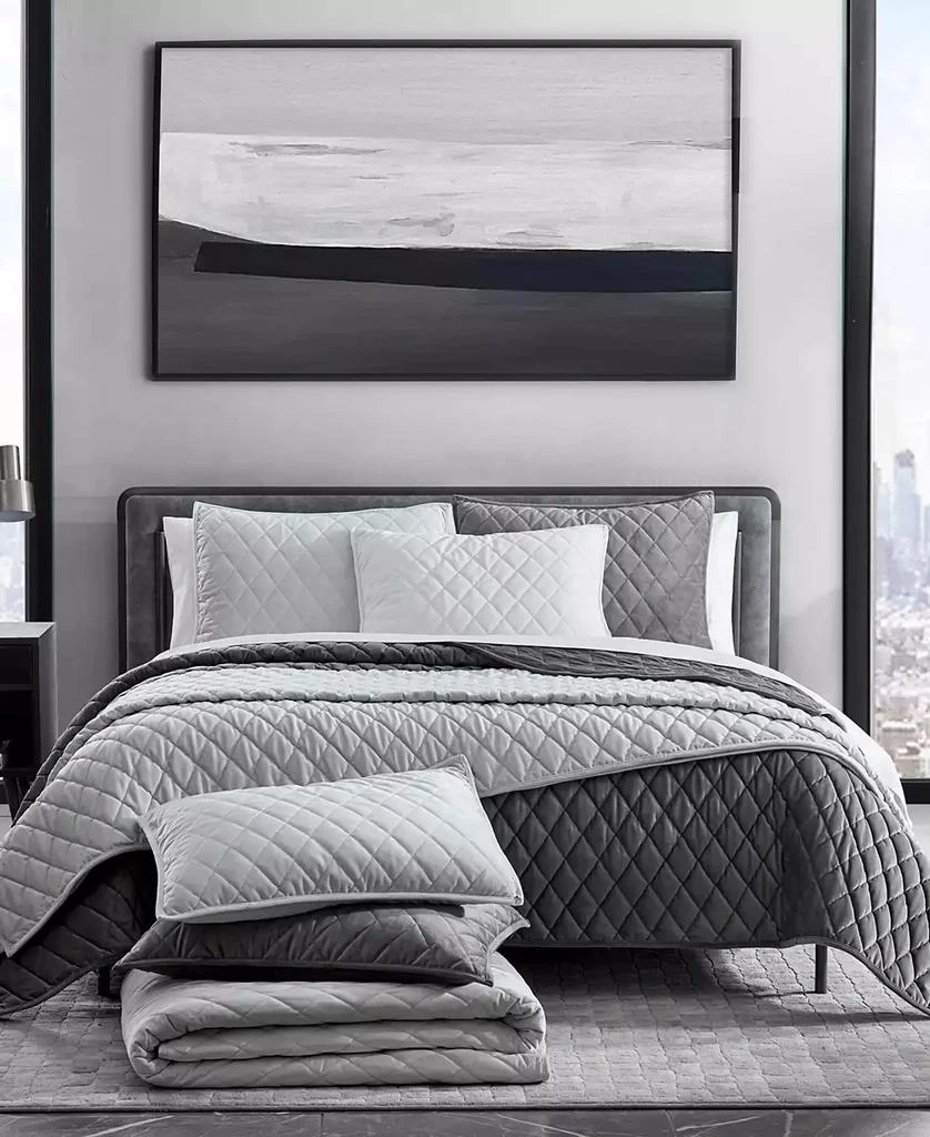Vera Wang Diamond Velvet 3 Piece Quilt Set 10