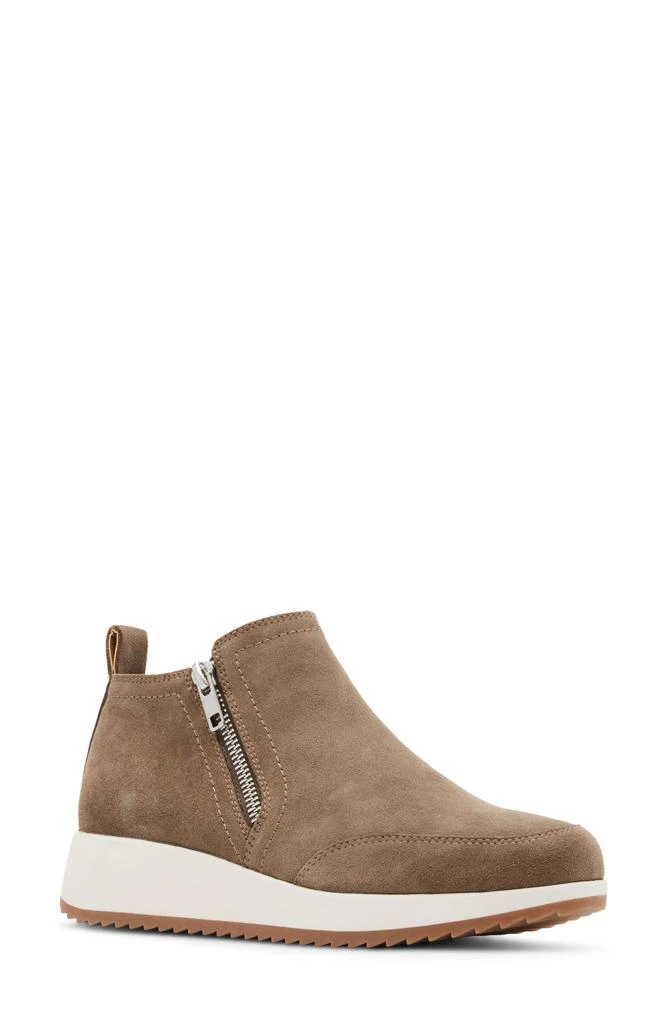 Blondo Emrie Waterproof Sneaker 1