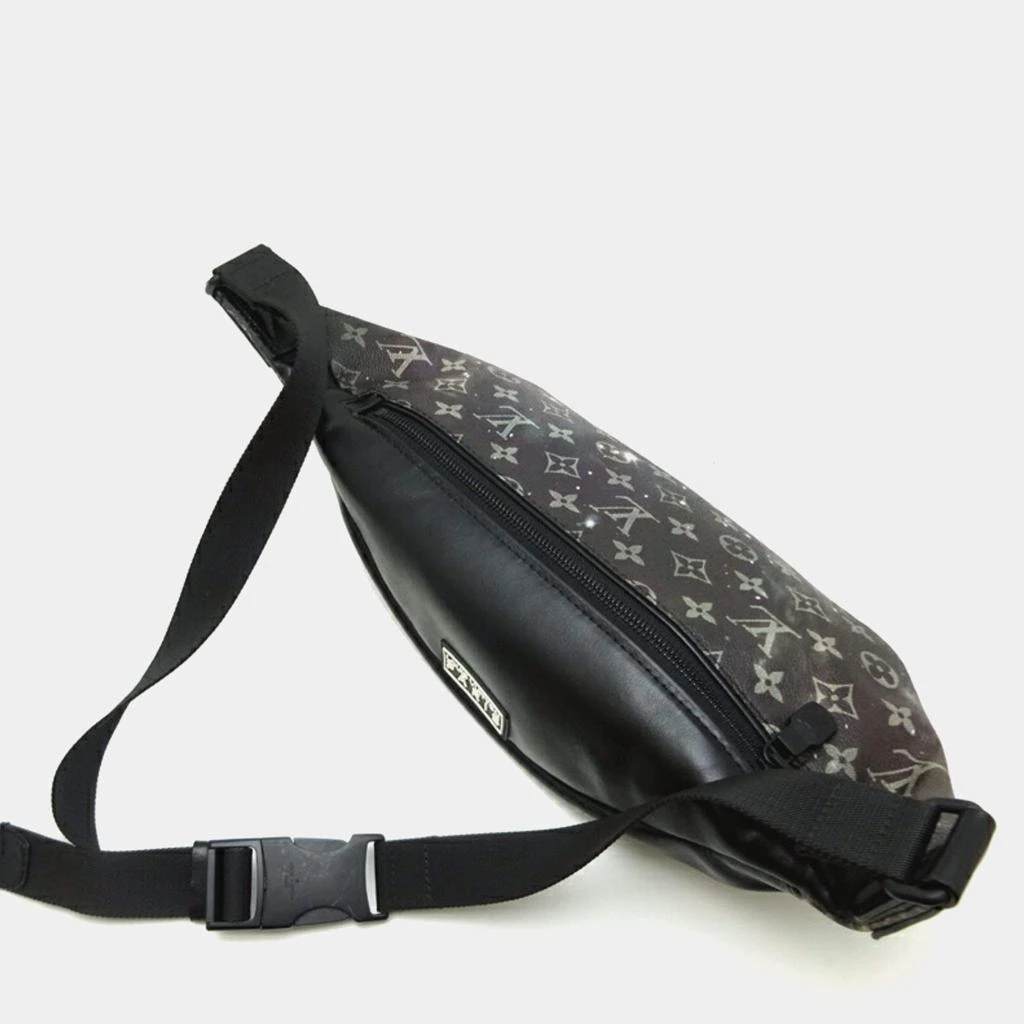 Louis Vuitton Louis Vuitton Limited Edition Monogram Galaxy Canvas Discovery Bumbag  4