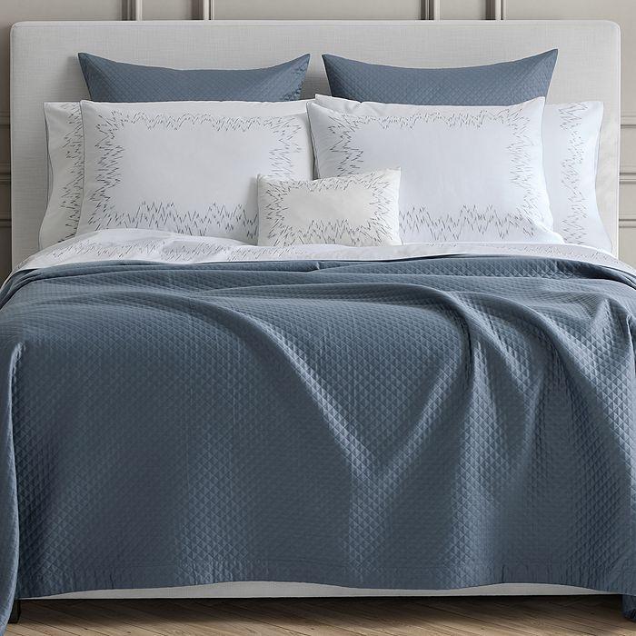 Matouk Petra Coverlet, King