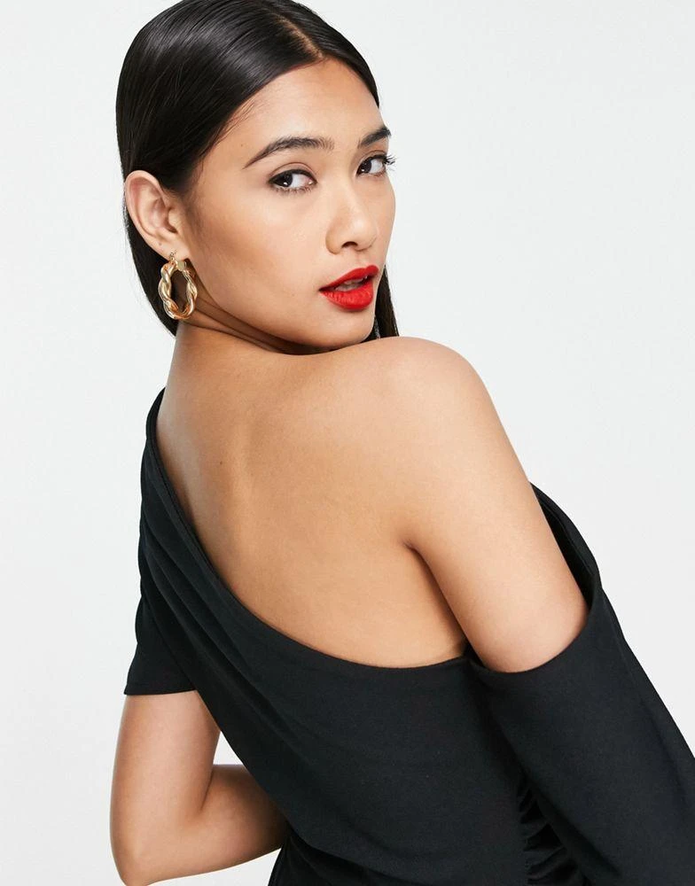 ASOS ASOS DESIGN pleated shoulder pencil midi dress in black 3