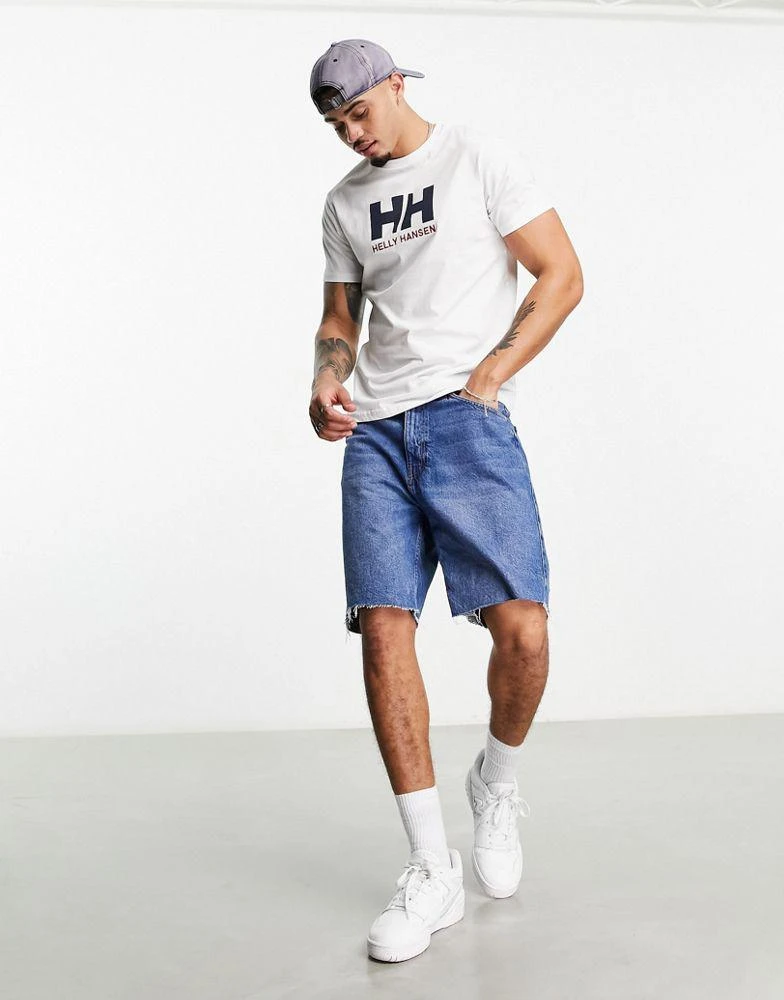 Helly Hansen Helly Hansen t-shirt with chest logo in white 4