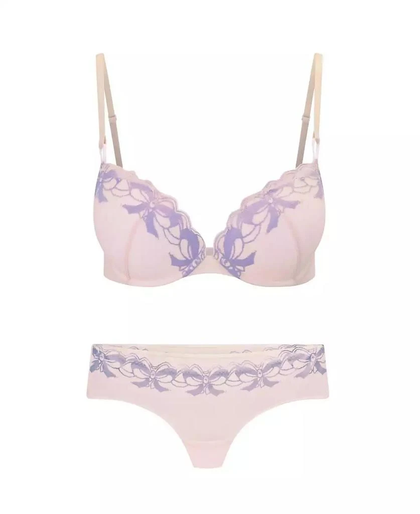 Adore Me Women's Audrina Push Up Plunge Bra 2