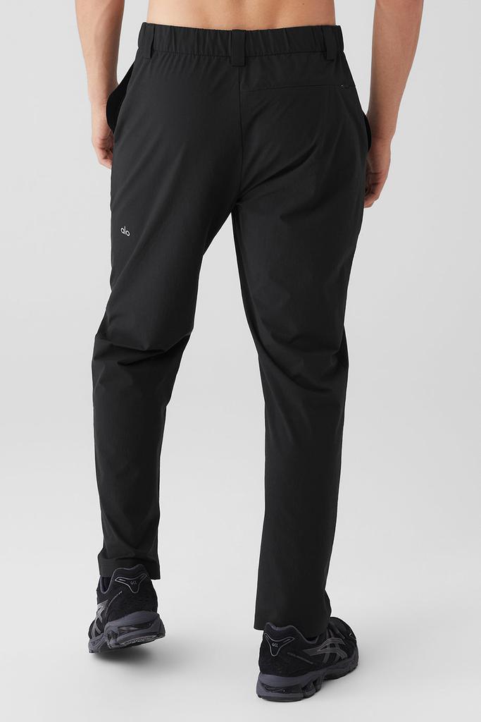Alo Co-Op Cropped Tech Trouser - Black