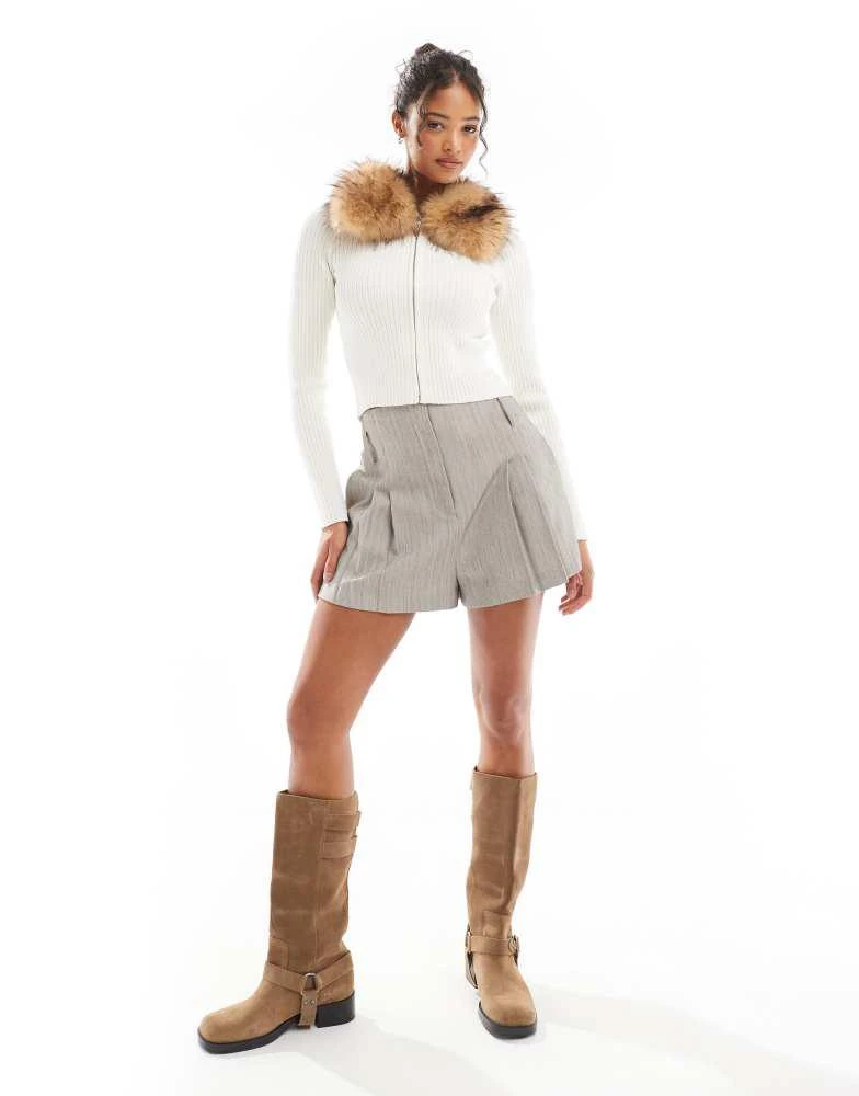 Bershka Bershka faux fur collar zip up knitted top in ecru 4