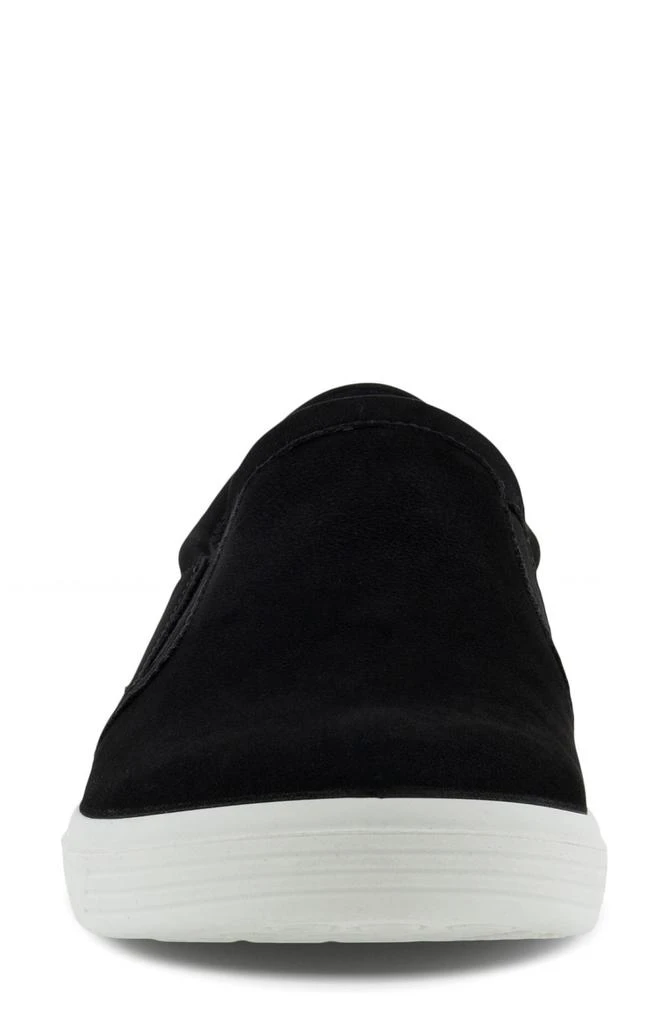 ECCO Soft Classic Slip-On Sneaker 2