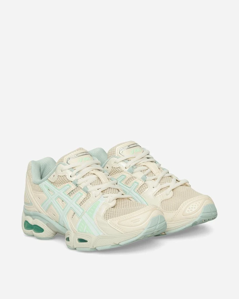 Asics Women's GEL-Nimbus 9 Sneakers Vanilla / White 2