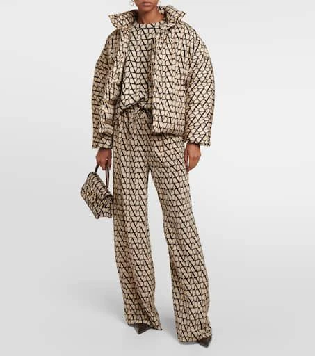 Valentino Toile Iconographe down jacket 2