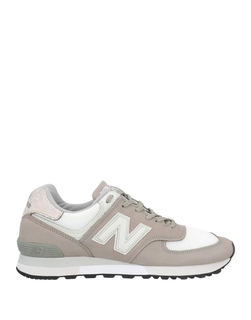 New Balance Sneakers 1