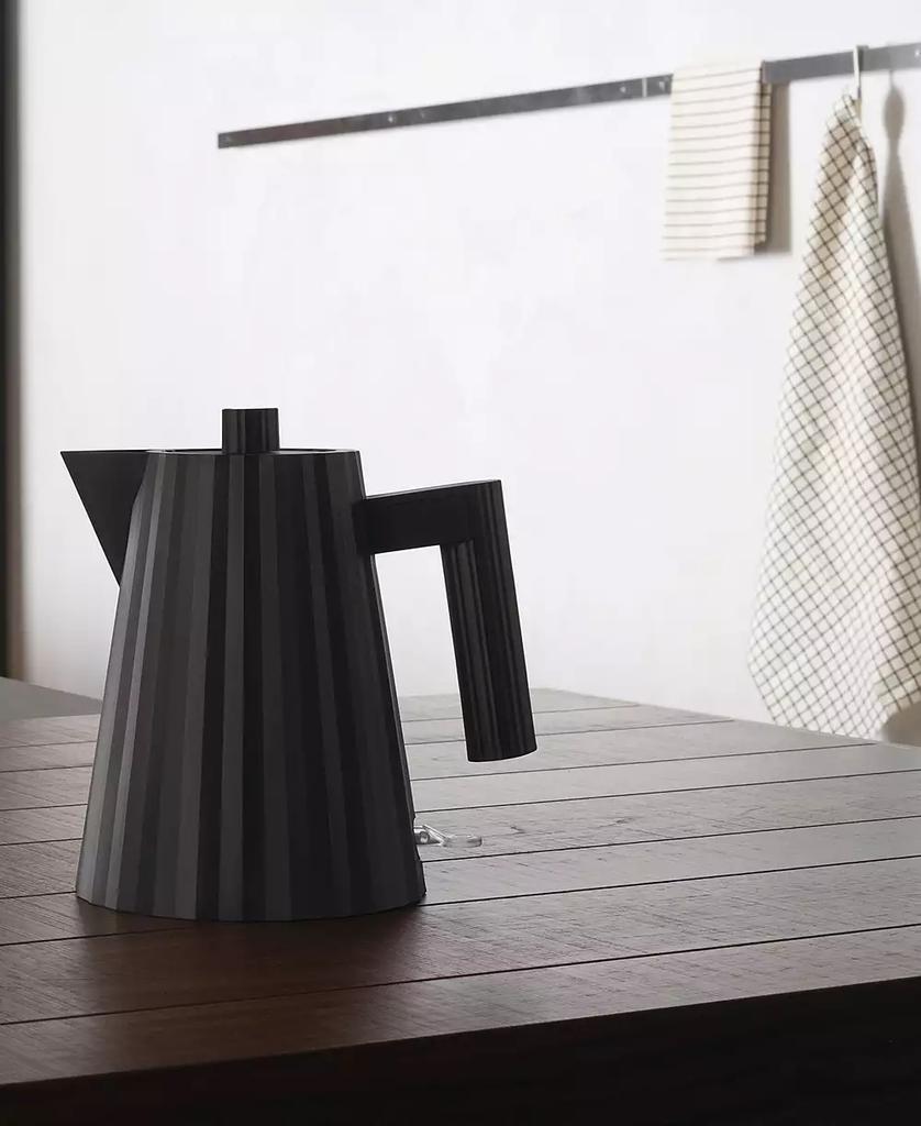 Alessi Plisse 1.8 Quart Electric Kettle