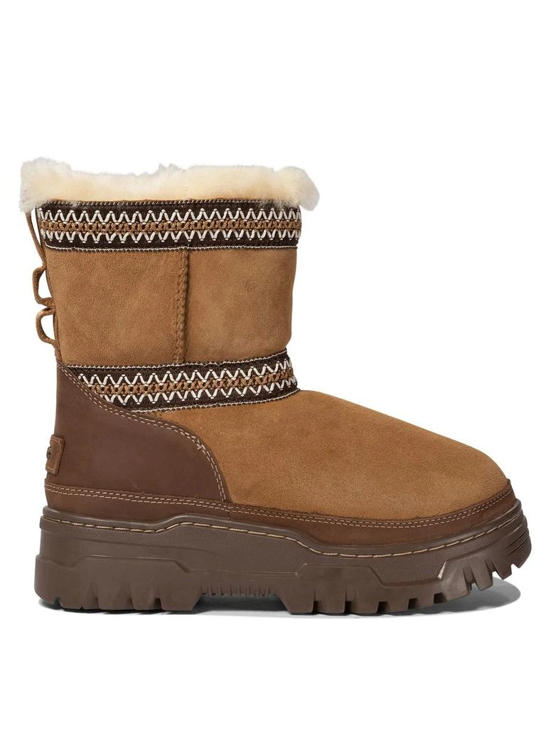UGG Ugg "Mini Trailgazer" Ankle Boots 1