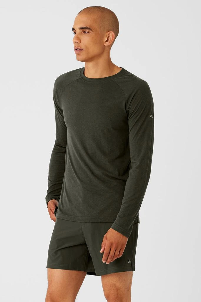 Alo Triumph Long Sleeve Tee - Stealth Green 3