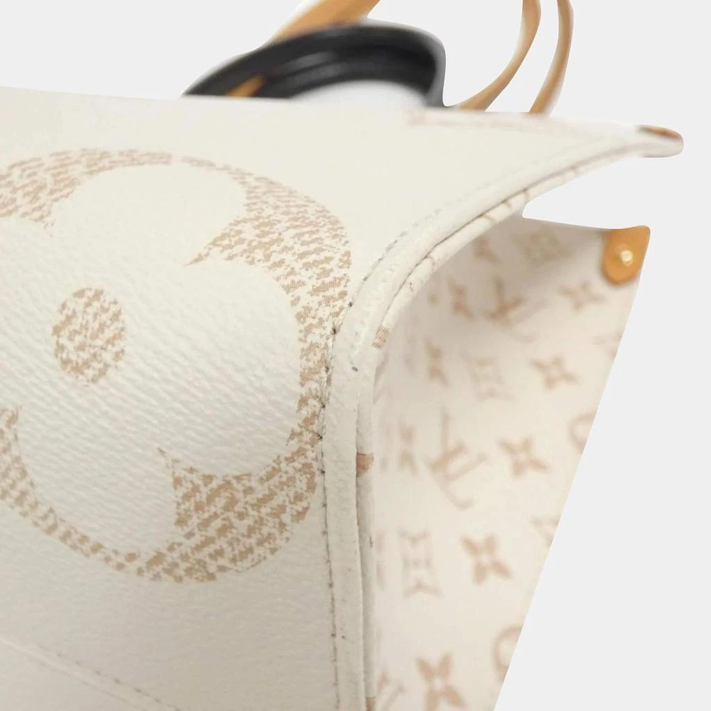 Louis Vuitton Louis Vuitton Dune Monogram Canvas OnTheGo MM Tote Bag 10
