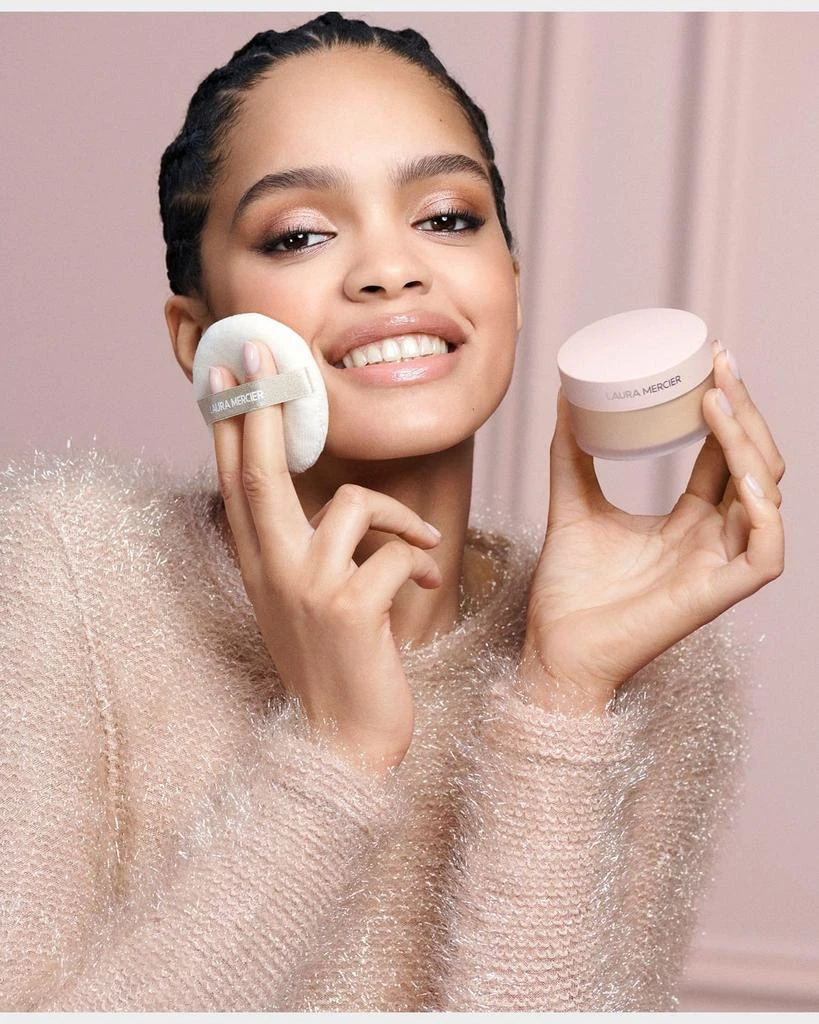 Laura Mercier Translucent Loose Setting Powder Ultra-Blur + Puff 8