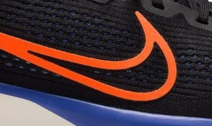 NIKE Quest 6 Running Shoe 5