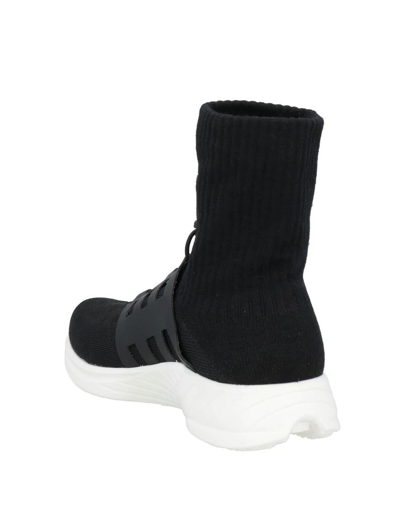 UYN Sneakers 3
