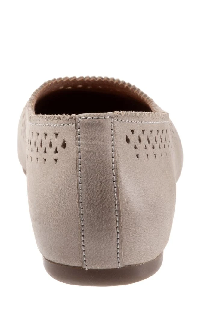 SoftWalk Selma Cutout Ballet Flat 7