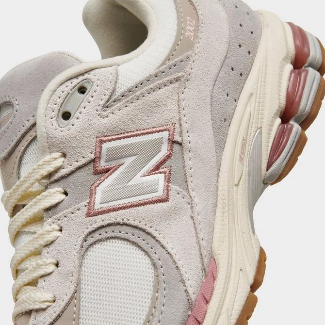 New Balance Women's New Balance 2002R Casual Shoes 3