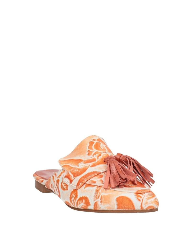 SPAZIOMODA Mules and clogs 2
