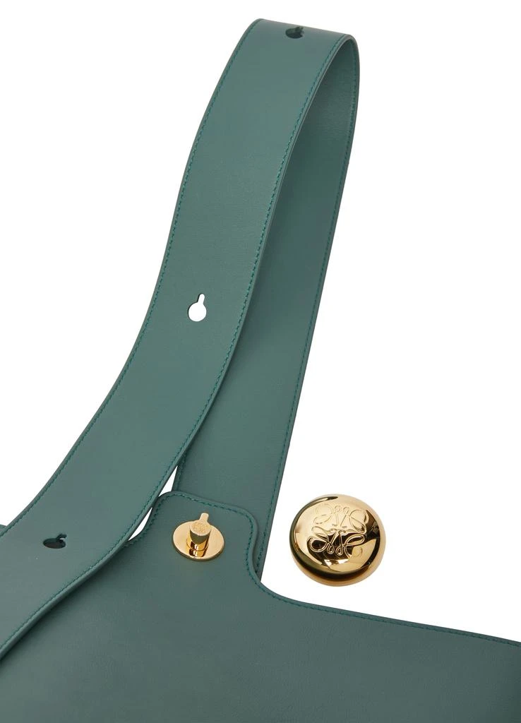 Loewe Pebble bucket bag 6