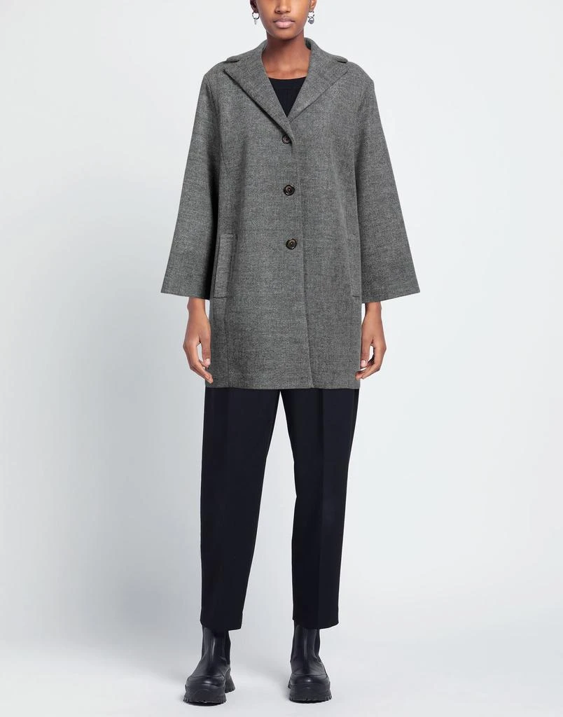BIANCOGHIACCIO Coat 2