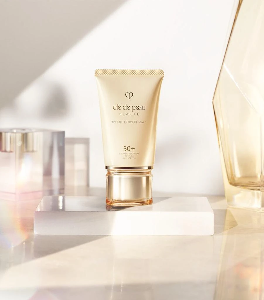 Cle de Peau UV Protective Cream SPF 50+ (50ml) 3