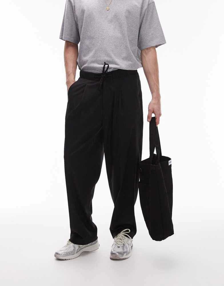 Topman Topman baggy leg with elasticated tie waist jogger in black 1