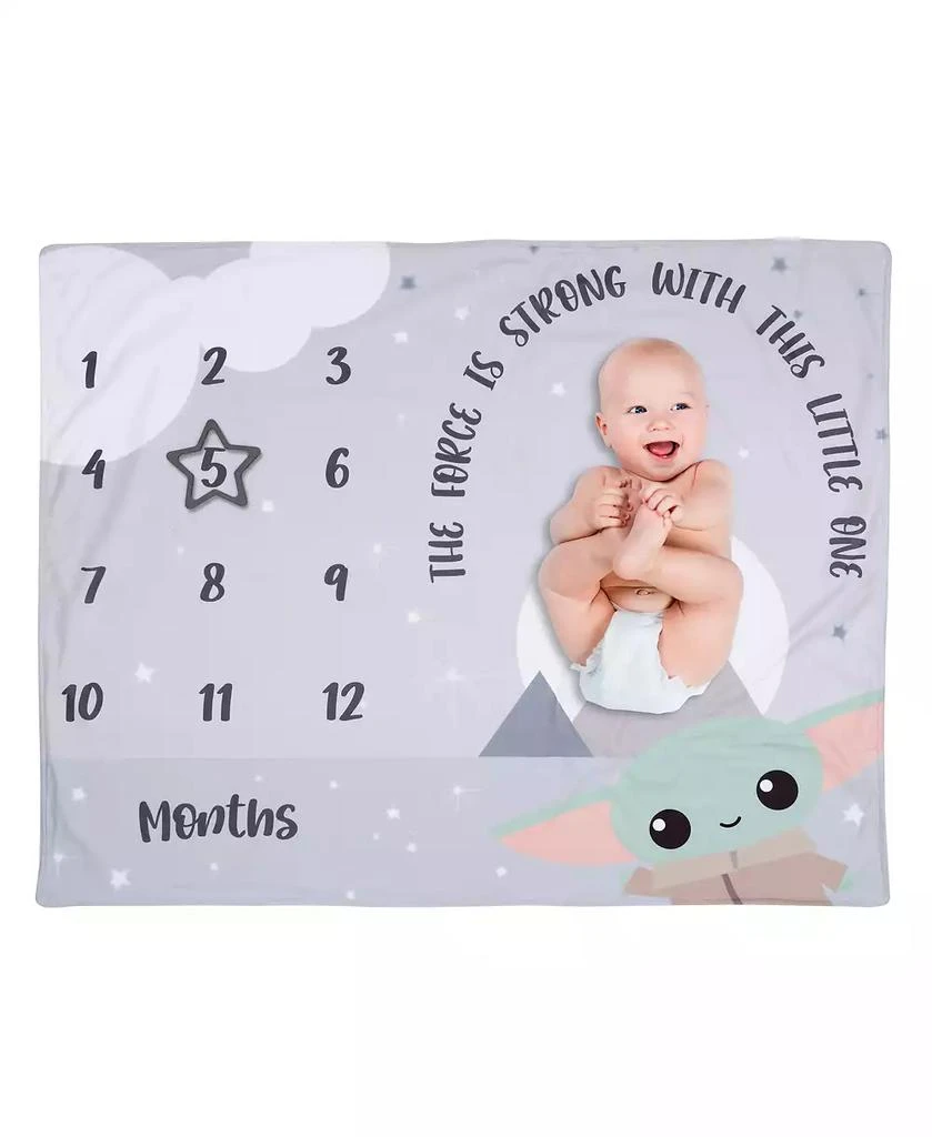 Lambs
Ivy Baby Star Wars The Child/Grogu/Baby Yoda Fleece Milestone Blanket w/ Star