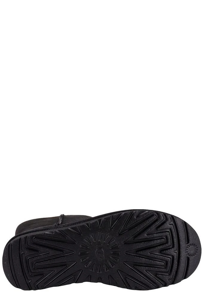 UGG UGG Classic Short II Boots 4