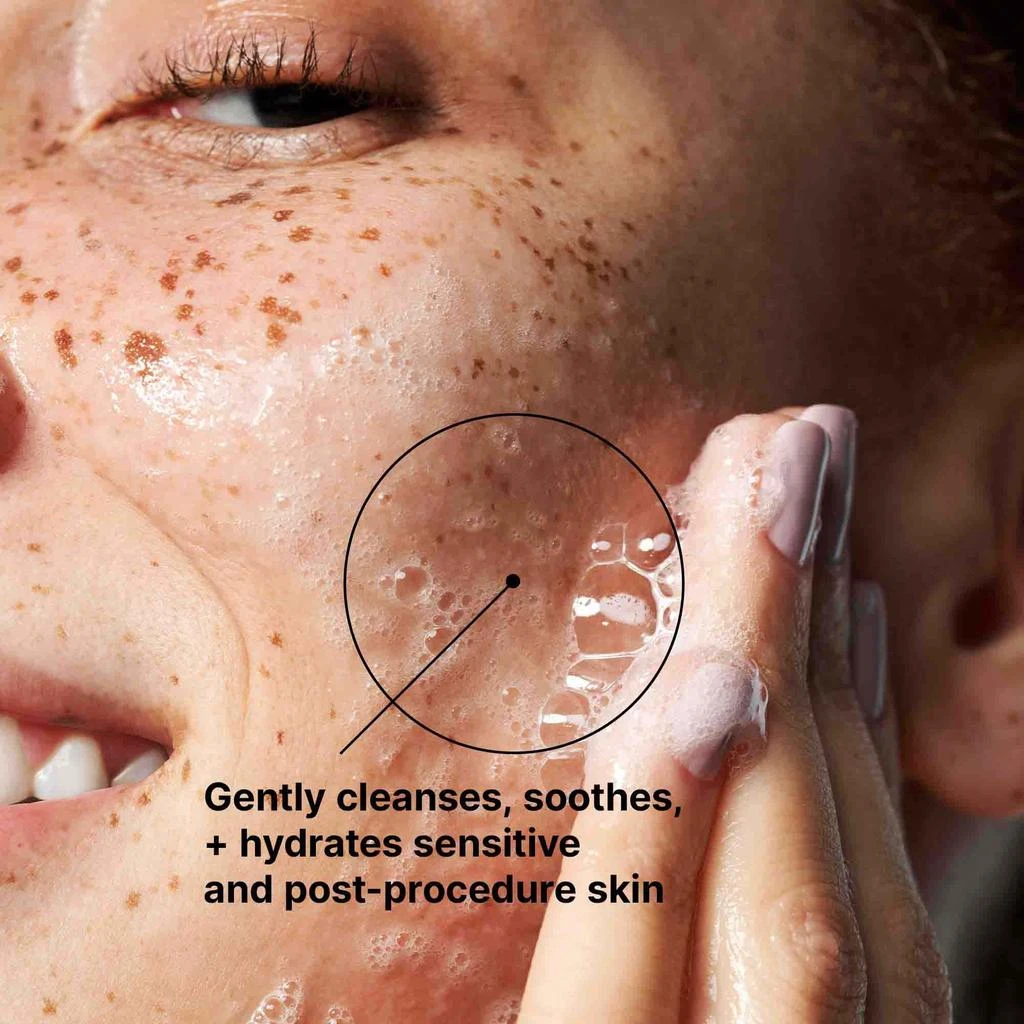 SkinCeuticals SkinCeuticals Soothing Cleanser 4